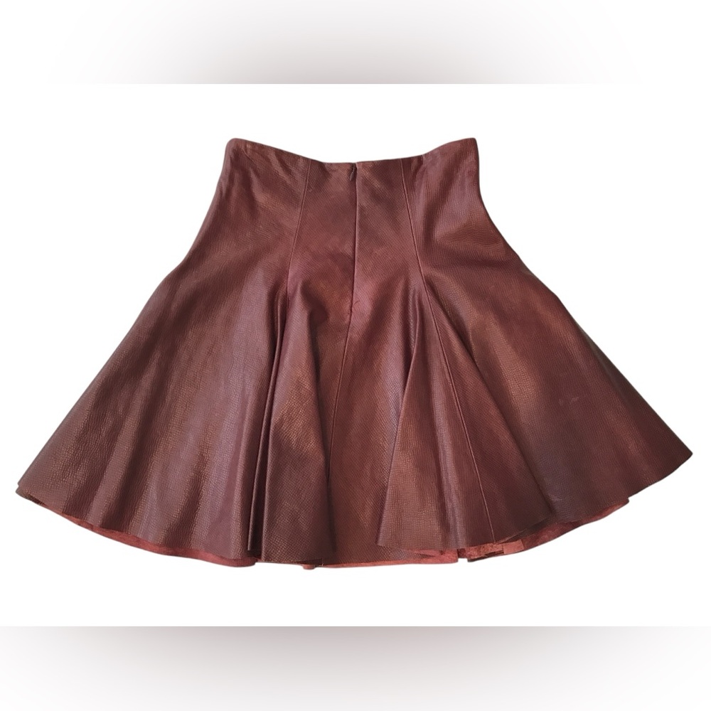 CUSHNIE ET OCHS***Burgundy Leather Skater Skirt***US 4 $1895 - Picture 4 of 6